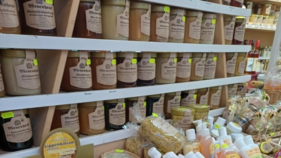 FOTO: V Drážďanech už odstartovaly vánoční trhy. Mýdlíčko vyjde na tři eura a balzám na rty na 6 eur.