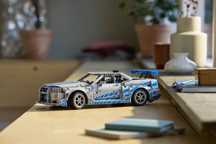 Chlapci i dospělí muži si zamilují autíčka. 