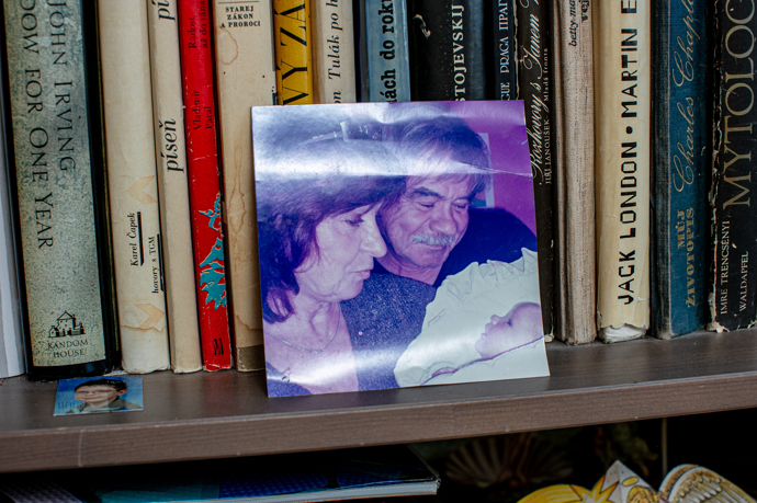 Jedno z vnoučátek Petra a Hany Rezkových