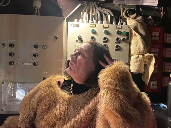 David Matásek se vyfotil v reakci na Macinku jako "neobyčejný člověk".