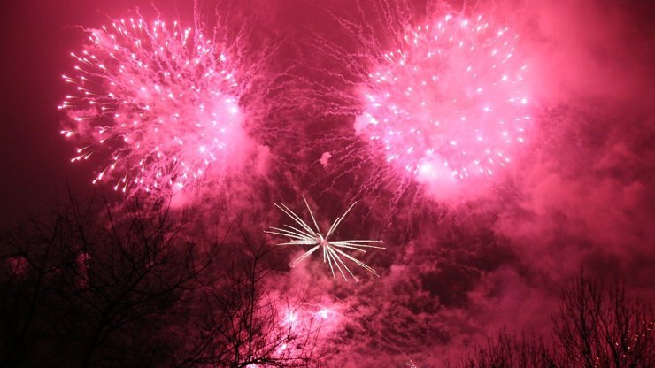 Silvestr bez ohňostrojů: Za odpalování pyrotechniky hrozí vysoké pokuty