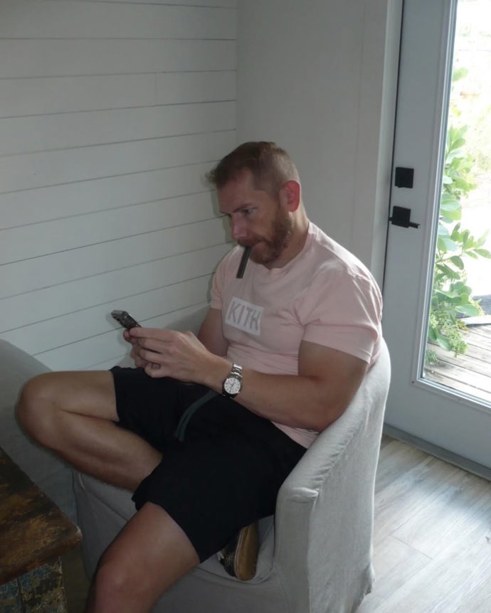 Alex je nejvyhledávanějším hercem na celé platformě.