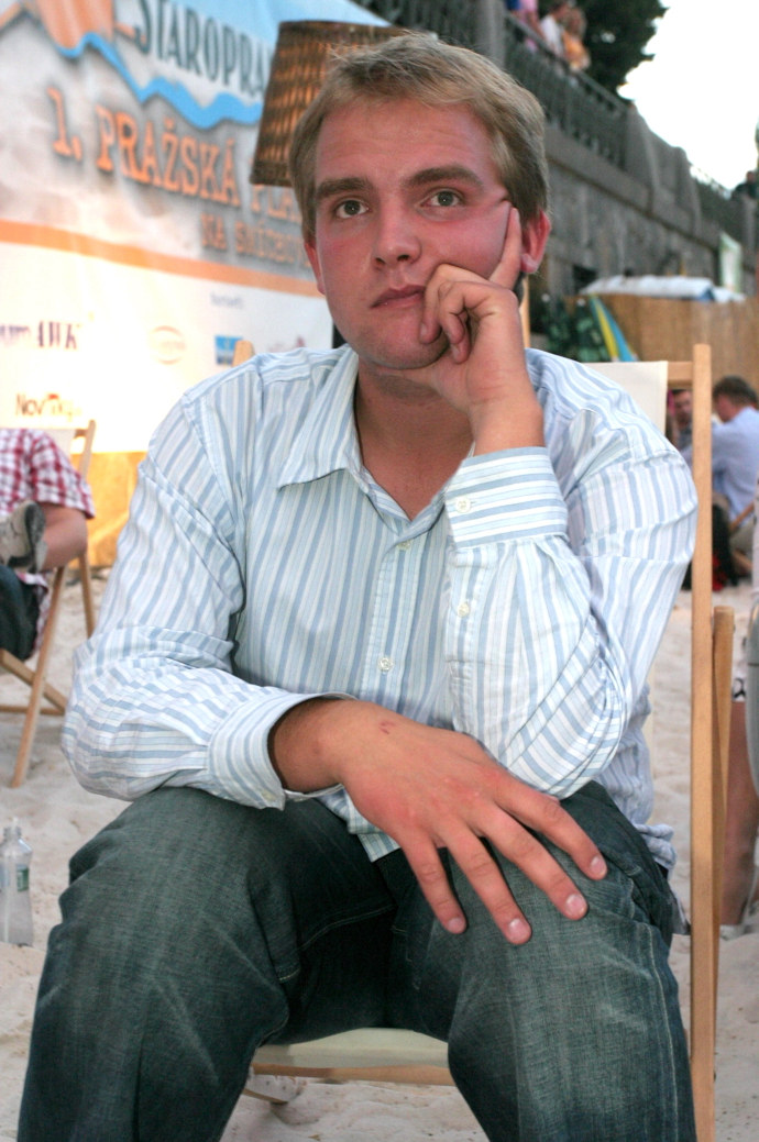 Na televizní obrazovce už ho vídáme víc než dvě dekády. 