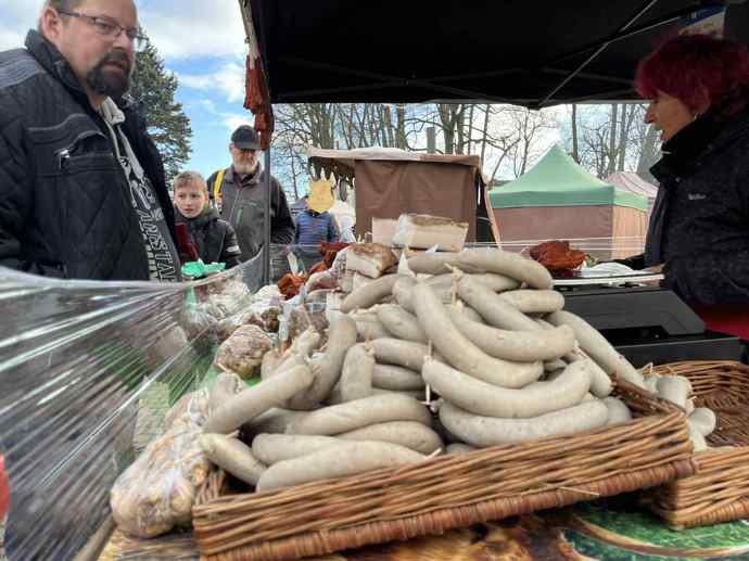 Například těchto skvělých jitrniček.