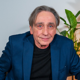 Herecký bard Ondřej Pavelka navštívil talkshow Na kafeečko. 