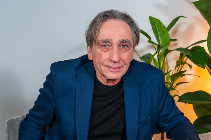 Herecký bard Ondřej Pavelka navštívil talkshow Na kafeečko. 