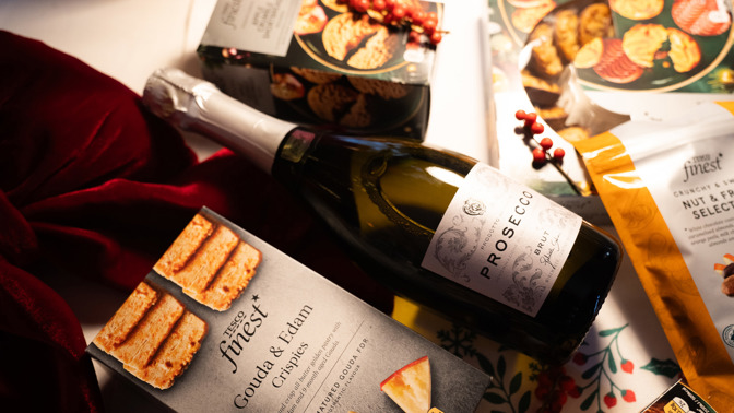 Tesco Finest: Luxusní chutě pro sváteční stůl i pod stromeček