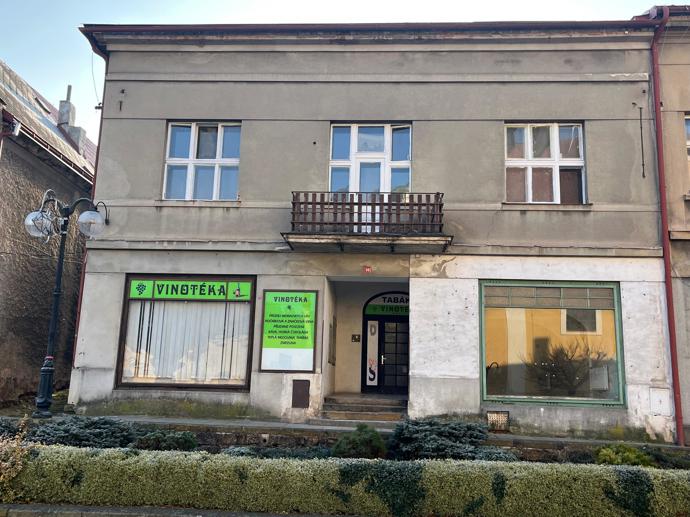 Karlos Vémola si kvůli koupi domu vzal hypoteční úvěr.