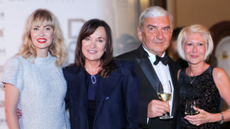 Třídění šatníku slavných: Zuzana Donutilová provětrala skříň manžela, Beata Rajská vyhazovala u snachy Lucie