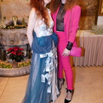 Na premiéře nechyběla její kamarádka Lucie Ottová. Ta vynesla růžový kalhotový kostýmek s odvážným topem.