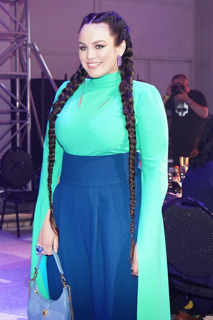 Na Cenách Anděl v roce 2022 zaujala Ewa dvěma francouzskými copy.