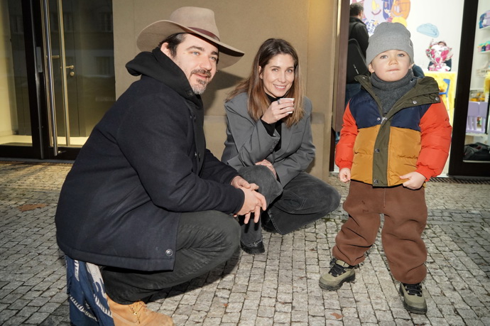 Vojta Kotek ukázal rodinku. 