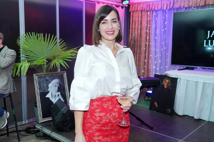 Dorazila i Alex Mynářová.