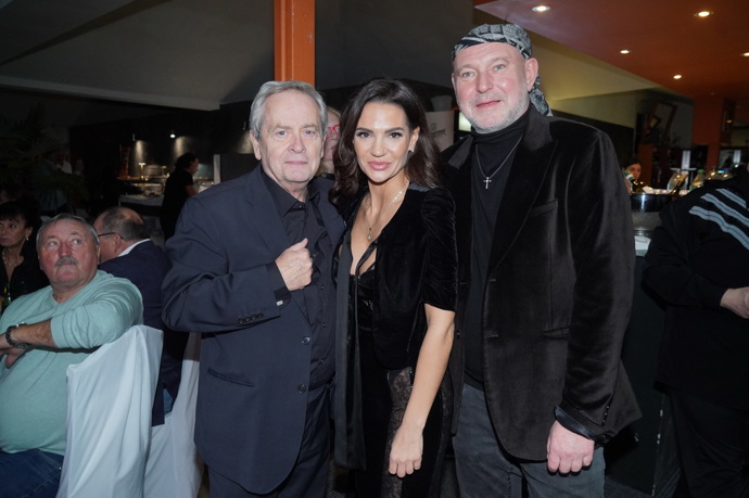 Alexander Hemala s přítelkyní Jakuba Ludvíka. 