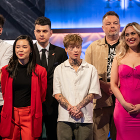 Finalisty podpořili vyřazení účastníci z minulých dílů.