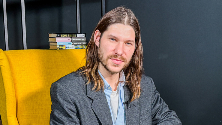 extra host Marcell Procházka 01