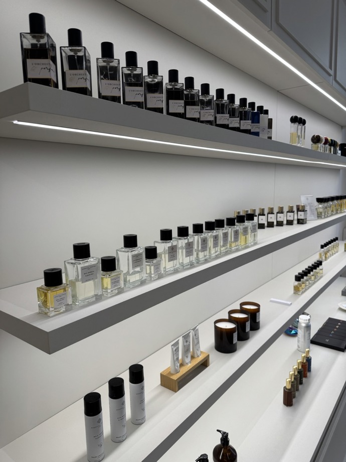 Jen pár z parfémů, které najdete v butiku v Dušní ulici. 