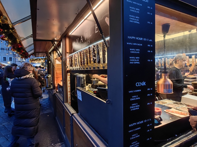 Stánky na Staroměstském náměstí.