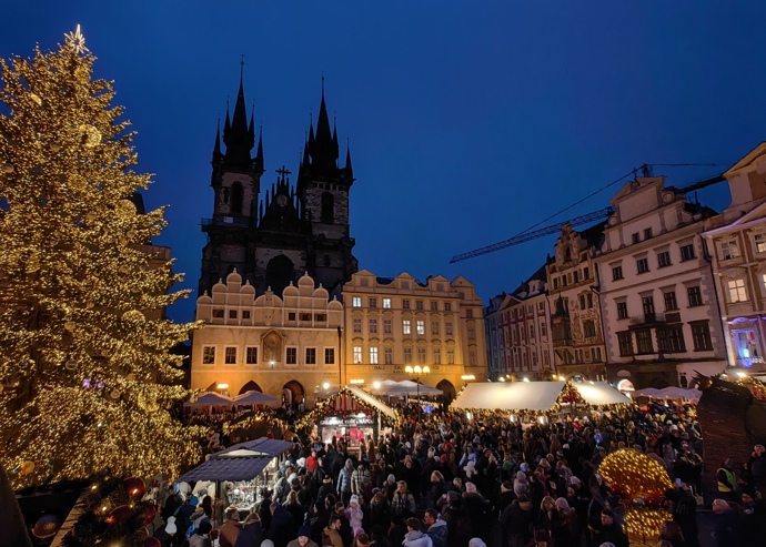 Vánoční trhy na Staroměstském náměstí.