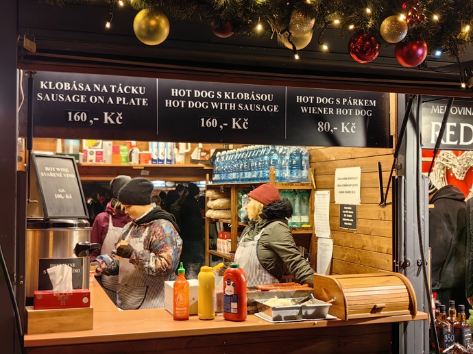 Stánky na vánočních trzích.