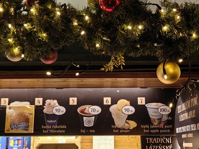 Stánky na vánočních trzích.