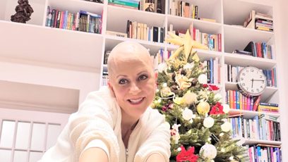 FOTO: Laďka Něrgešová u vánočního stromku.