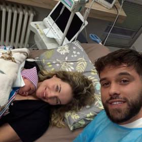 Natálie Kočendová porodila.