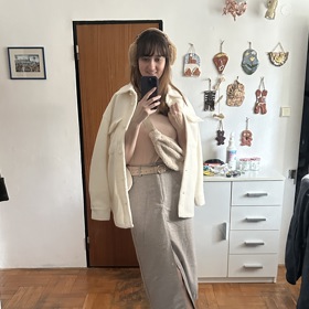 S rozpočtem 1500 Kč se módní redaktorce podařilo sestavit šik a zároveň elegantní outfit a ještě 94 korun ušetřila.