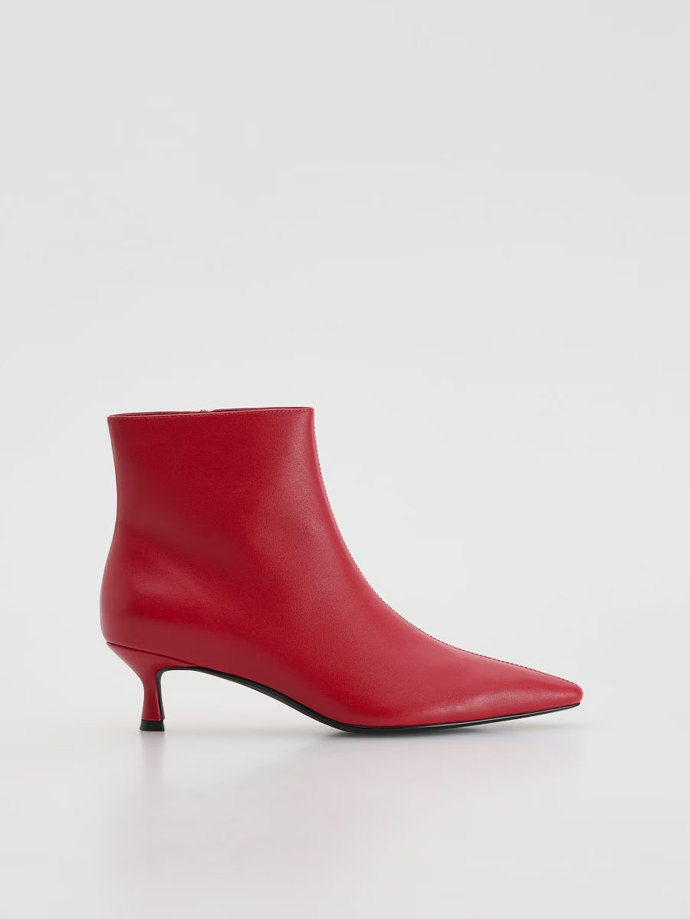 Kožené polokozačky s podpatkem, Reserved, 2399 Kč