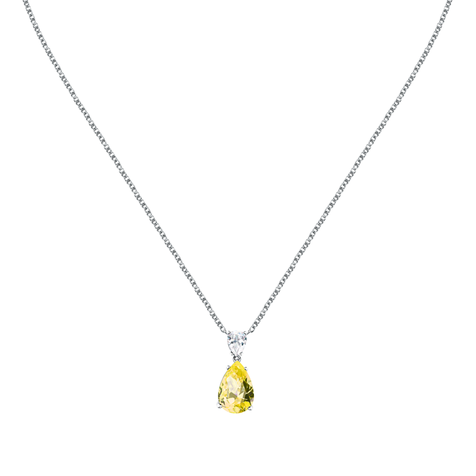 Výrazný prvek si stejně jako zbytek outfitu žádá i decentní doplněk. Tento stříbrný náhrdelník se zirkony, který barevně doladí žluté sako, je od značky Morellato a vyjde na 2990 Kč