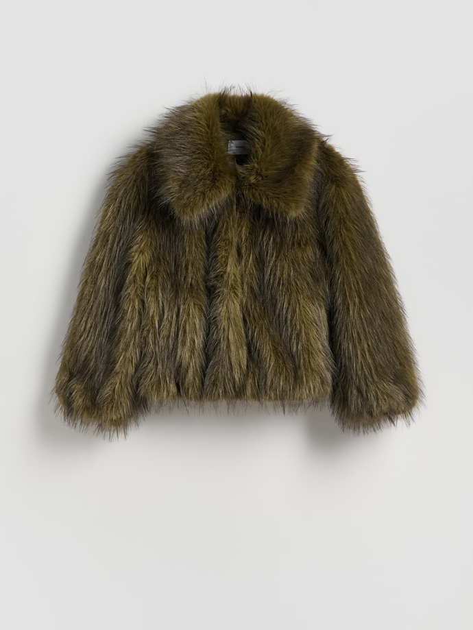 Umělý kožich s límcem, Reserved, 1999 Kč