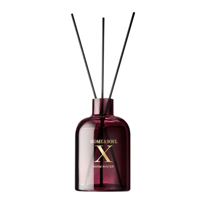 Kořeněná vůně do bytu s jablkem, skořicí, hřebíčkem, vanilkou a karamelem, BUTLERS, 399 Kč