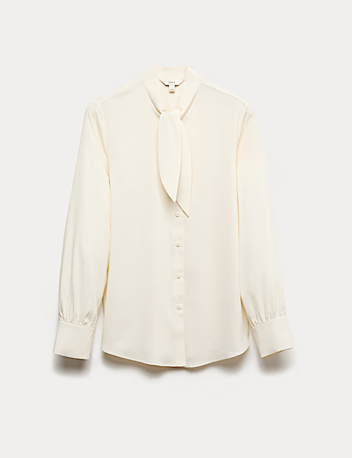 Košile s vázačkou u krku a dlouhými rukávy, Marks&Spencer, 1099 Kč