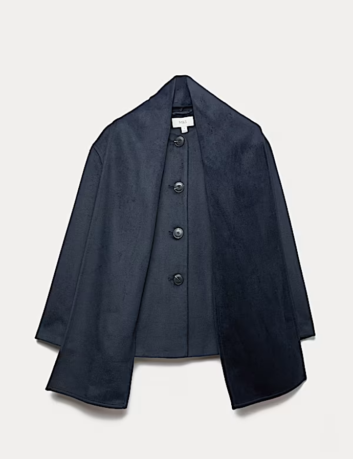 Krátký kabát s mírně projmutým střihem s odnímatelným šátkem, Marks&Spencer, 2699 Kč