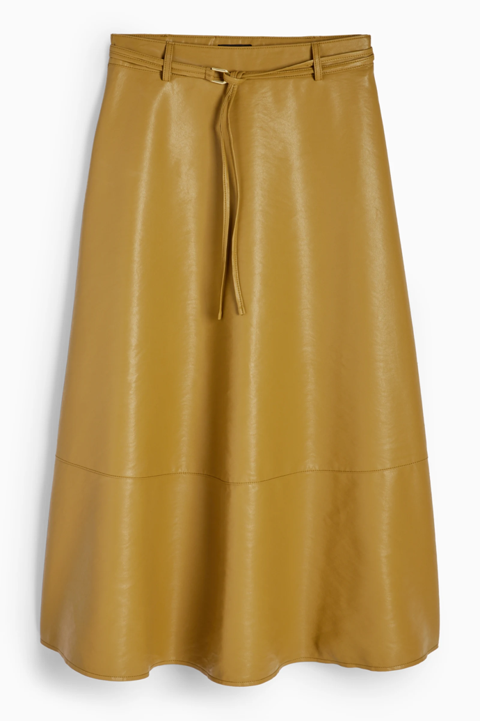 Sukně s páskem z imitace kůže, C&A,
998 Kč