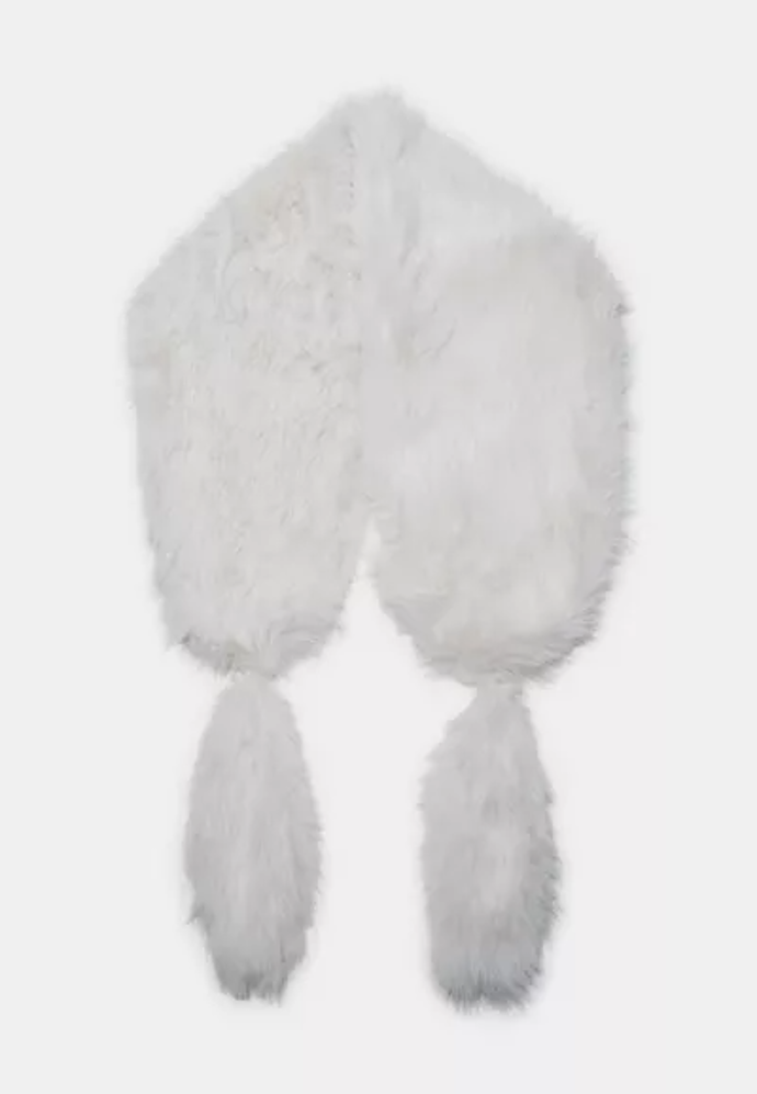 Šála z umělé kožešiny s bambulkami, Stradivarius, 499 Kč