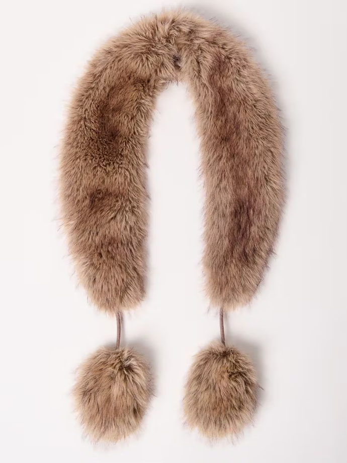 Chlupatý šál s bambulkami, Mohito, 799 Kč