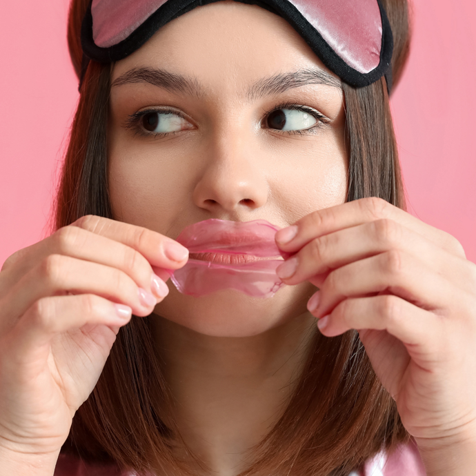 Představa zalepených úst navíc nepůsobí dvakrát příjemně...