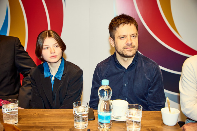 Sophia Šporclová a Jiří Mádl na představení jarního schématu ČT.