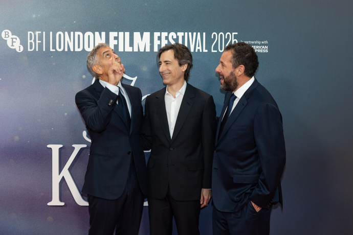 Adam a George se spolu rádi smějí a dokazují to i na společných akcích.