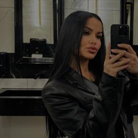 Kerol Nguyen porodila holčičku jménem Celine.