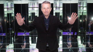 Moderátor Vladimír Kořen jako zdatný pirát silnic: Neuvěříte počtu autonehod, které má za sebou