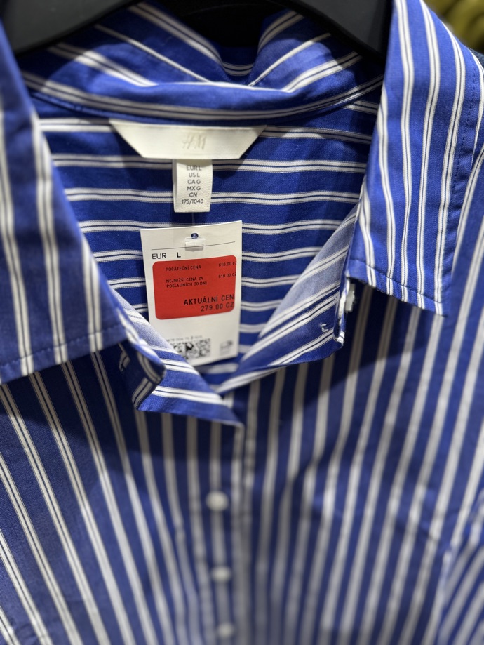 Cena přímo v obchodě. 