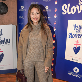 Na úpletové sety s kalhotami nedají dopustit třeba herečka Ha Thanh Špetlíková...