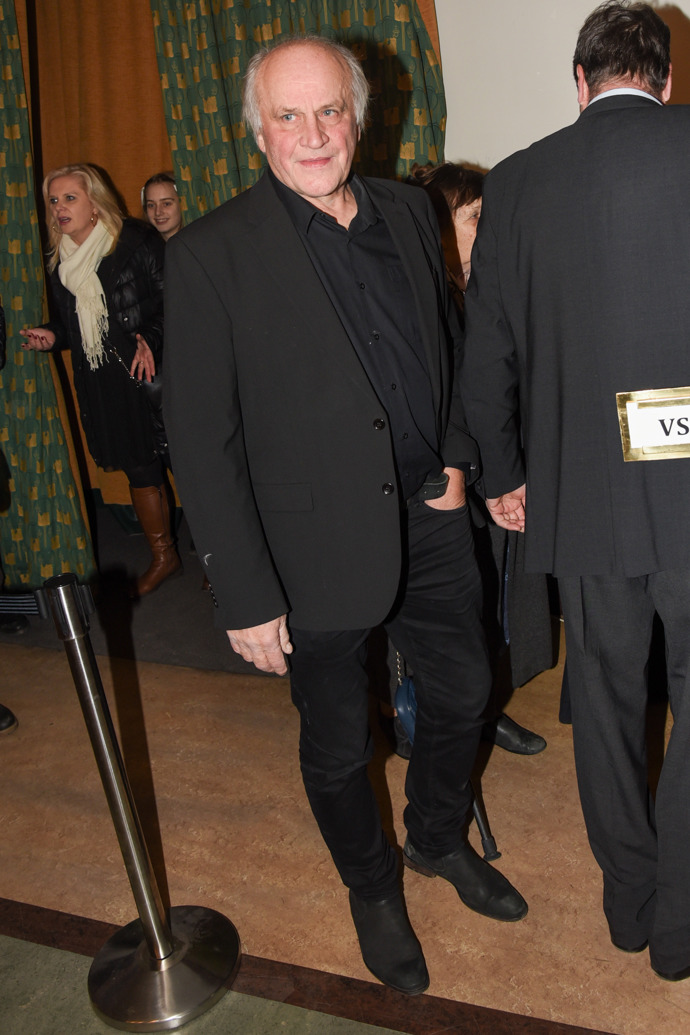 Michael Kocáb se zahalil do své oblíbené černé barvy. 