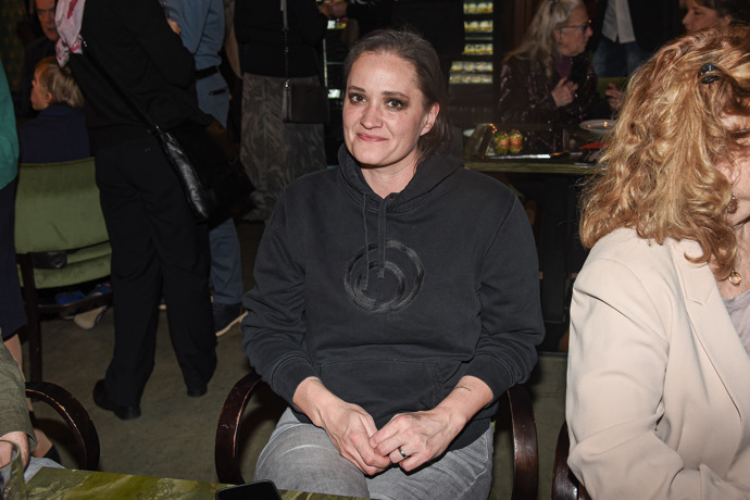 Nechyběla ani Kocábova dcera Natálie. Také ona oblékla černou. 