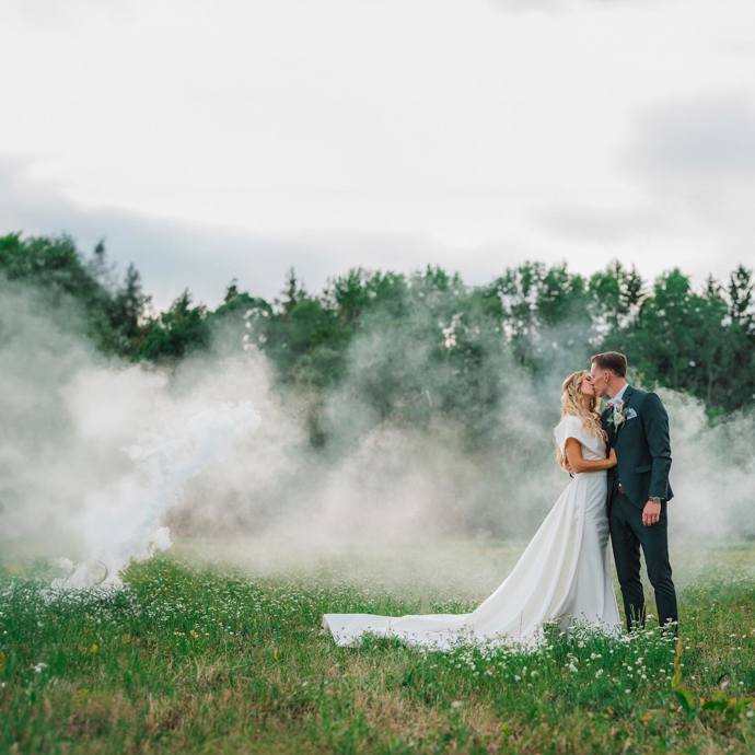 Lukáš Provod si vzal volejbalistku Petru.