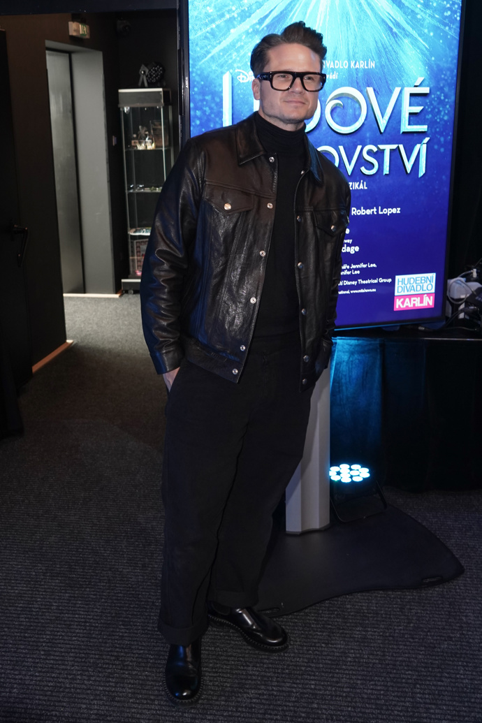 ...tak i bundě na knoflíky.