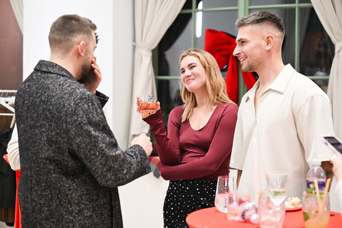 Žaneta Skružná ukázala bradavky.