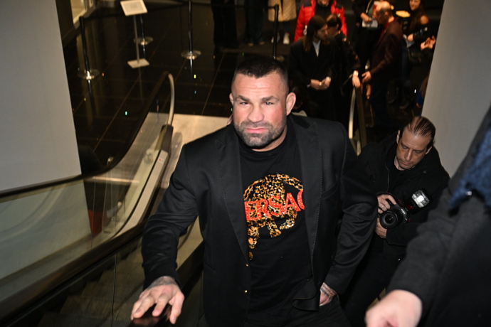 Karlos Vémola na Zrádcích. 